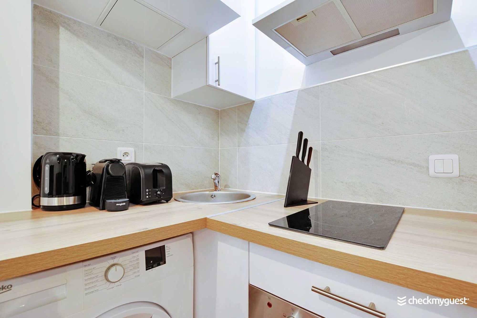 Appartement Chic Parisian Retreat Alexandre Dumas 2C Extérieur photo